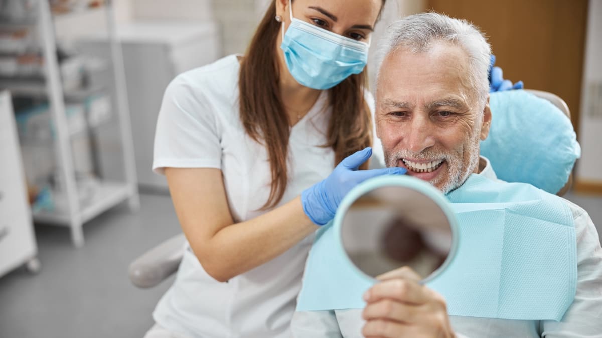 implante dental