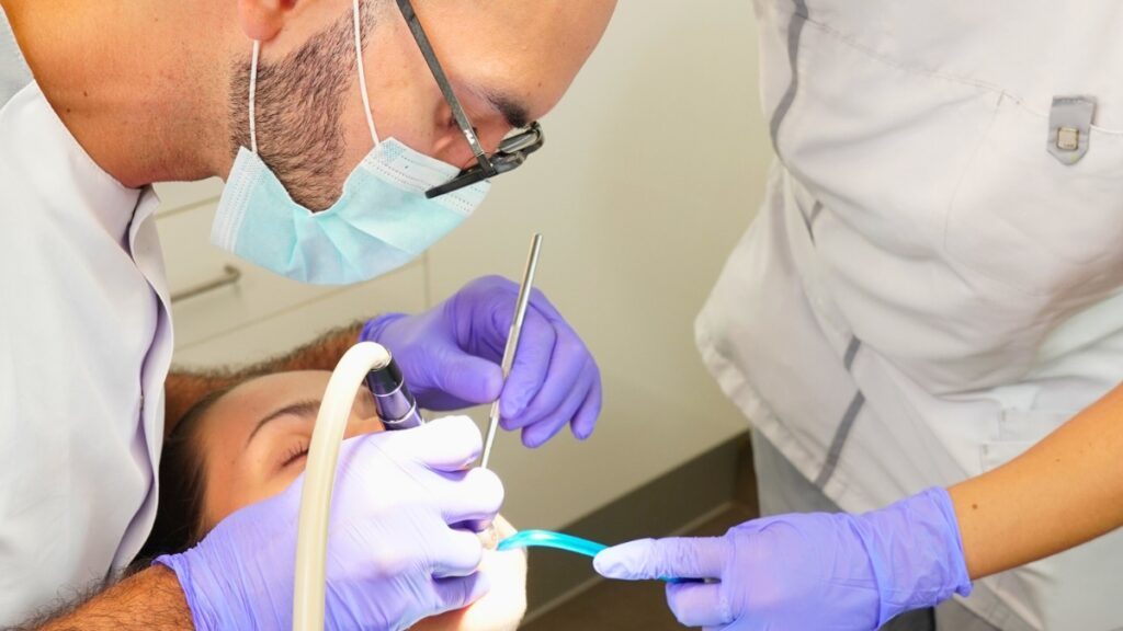 implantes dentales mataró